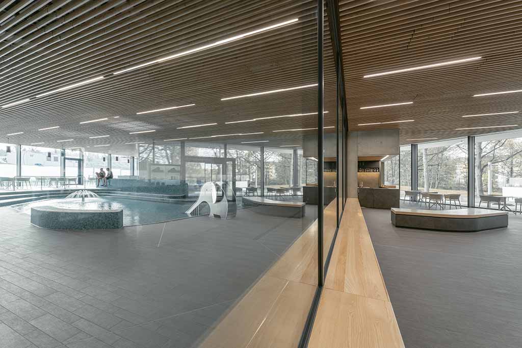 Lighting for indoor swimming pool in Bernsdorf