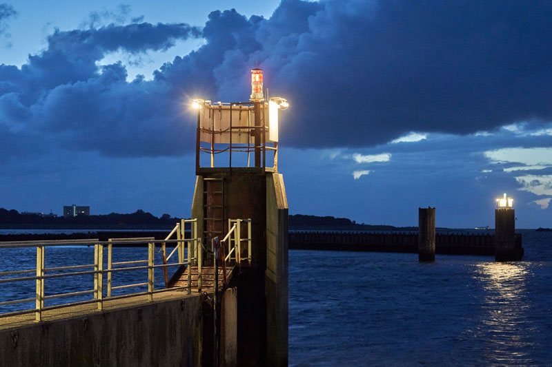 ZUG LED at entry of the port