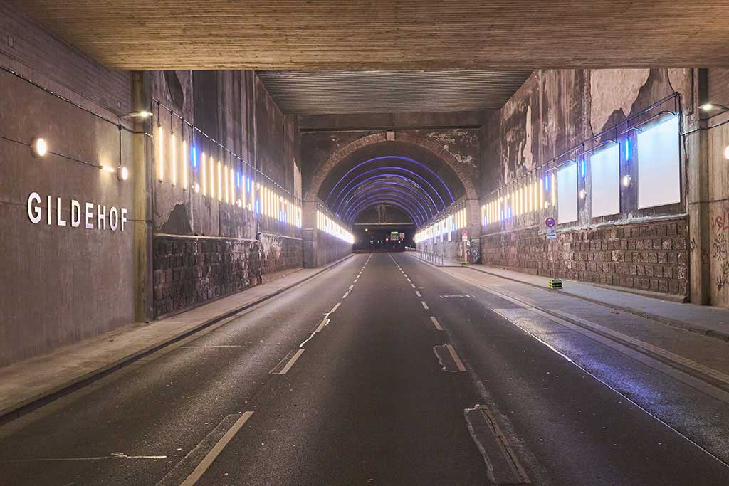 Helle Ausleuchtung des Gildehoftunnels Essen mit NORKA ZUG LED und PHALANX 430 Leuchten